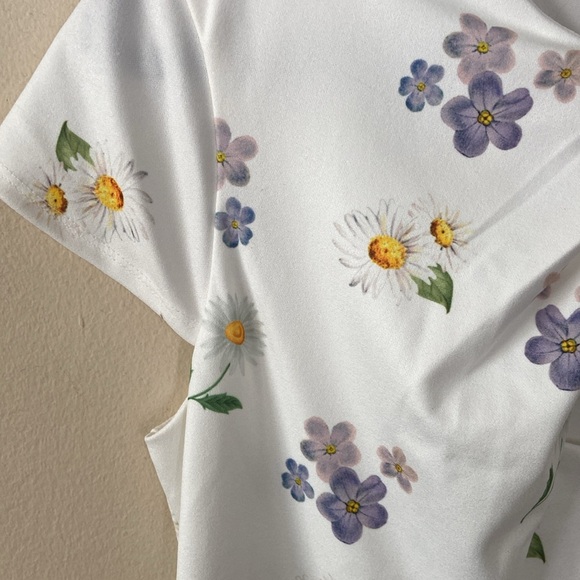 Alexia Admor "janine" Crew neck body-con white floral mid length Dress cut out L - Picture 6 of 8